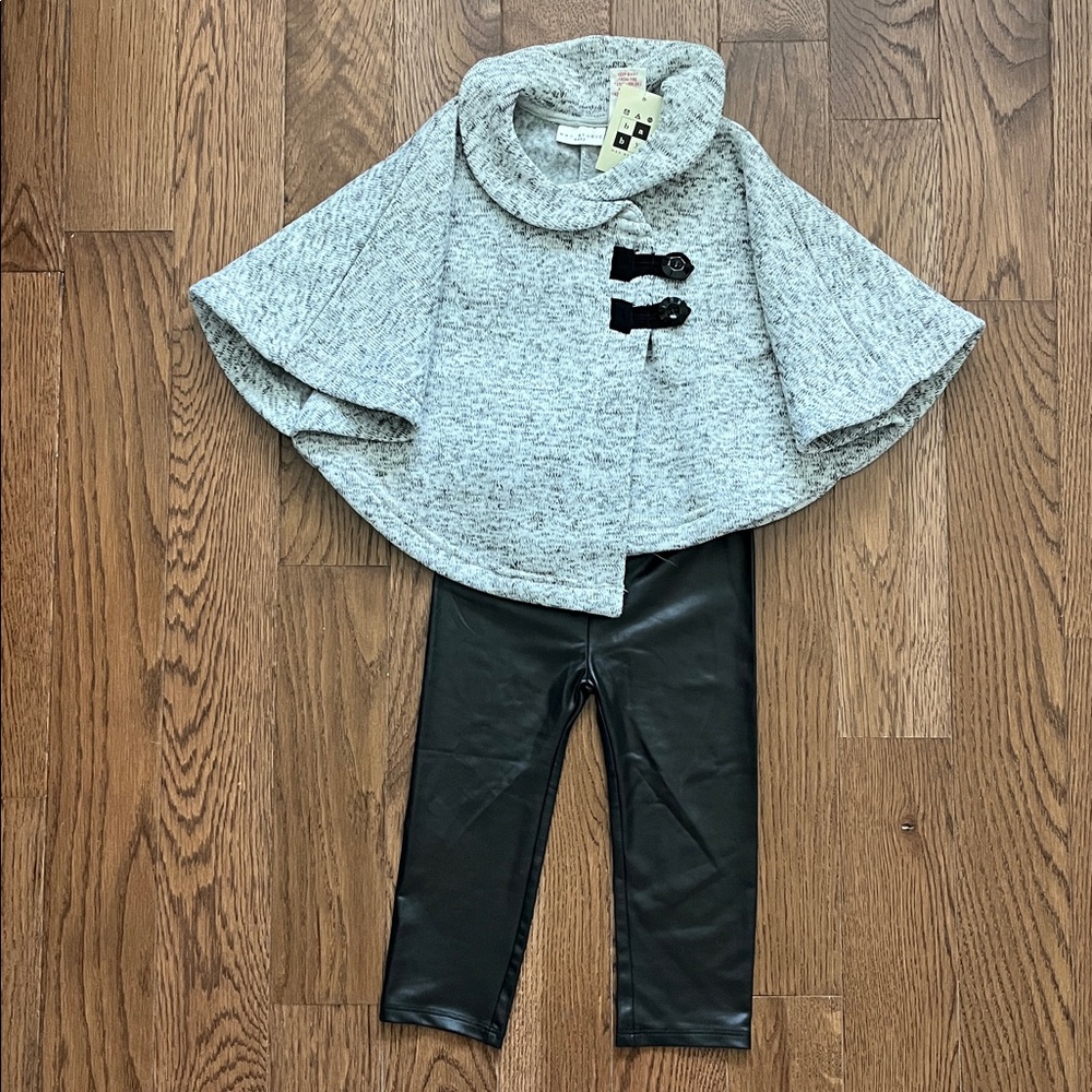 Set Max Studio Gray Kids Cape with Black Polyester Pants